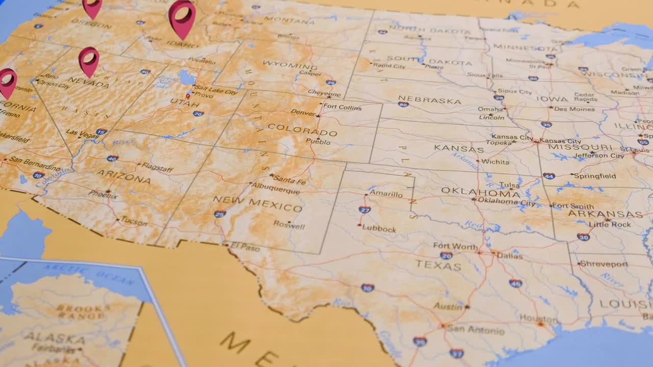 Download Stock Video 3d animated pins in each state on a us map PC Live Wallpaper