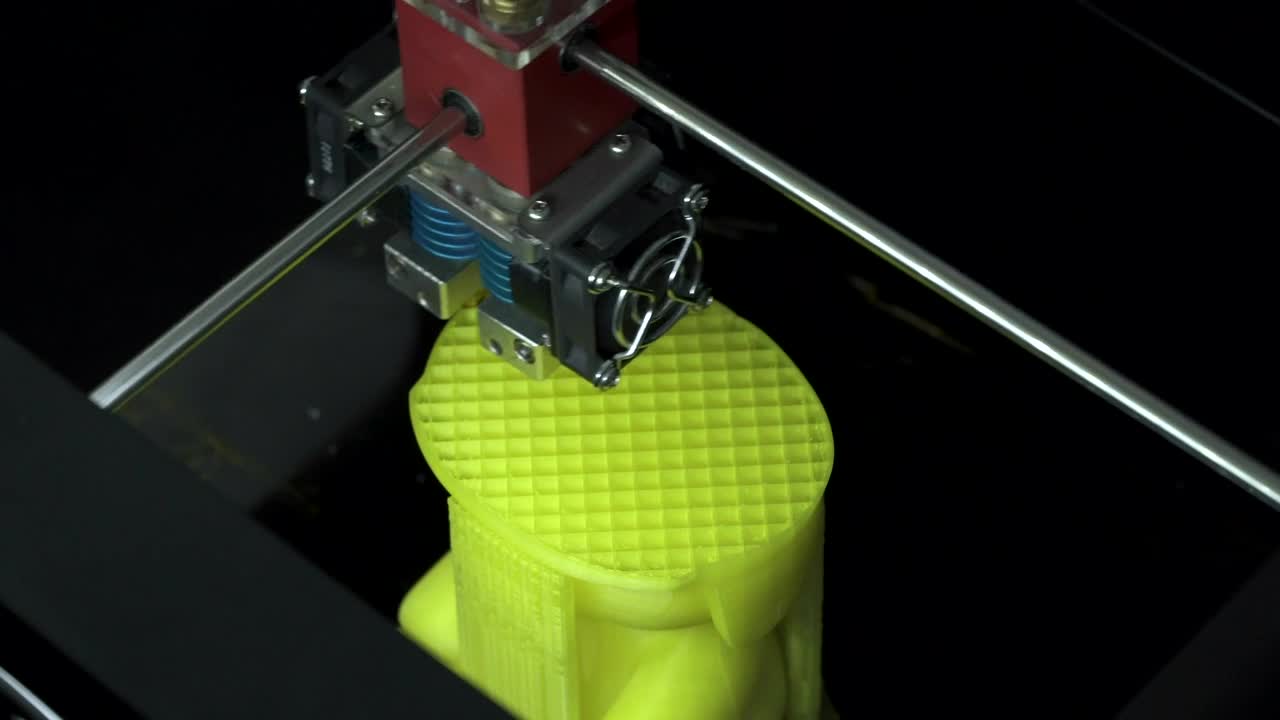 Download Stock Video 3d printer forming a model PC Live Wallpaper