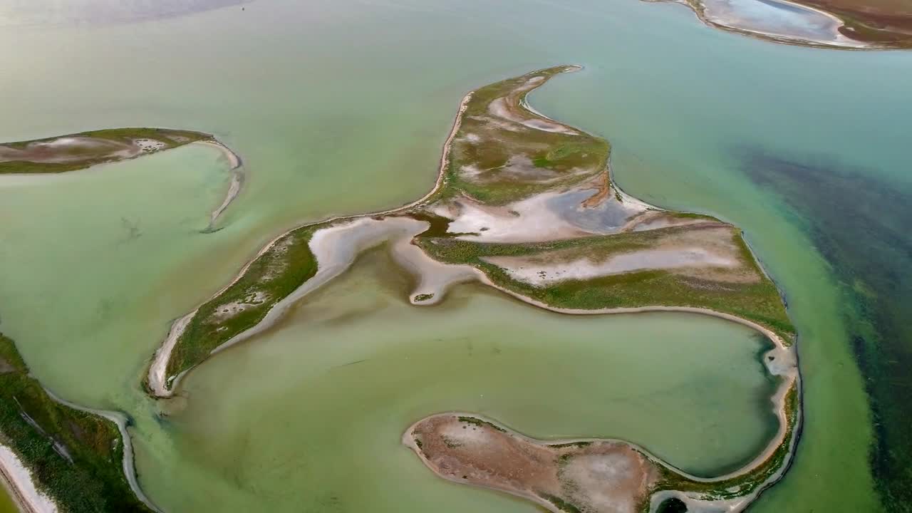 Download Stock Video Abstracts Islands In A Beautiful Lake Aerial Live Wallpaper for PC