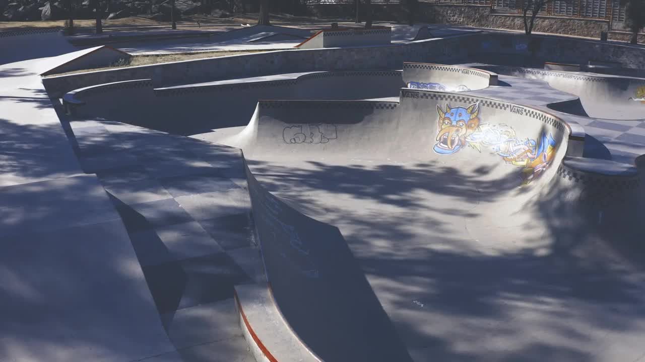 Download Stock Video Aerial Shot Of A Skater Skating In A Bowl Live Wallpaper for PC