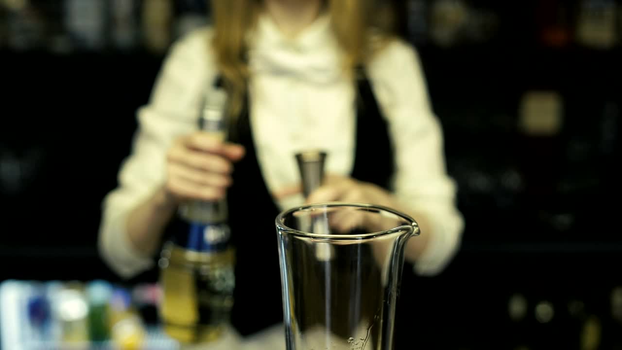 Download Stock Video Bartender Pouring Shots Into A Mixer Live Wallpaper For PC