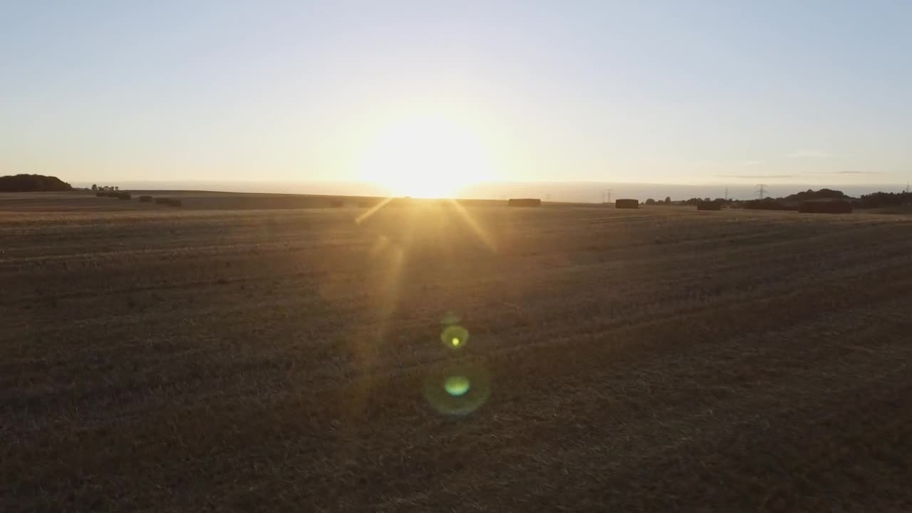 Download Stock Video Bales Of Hay Across A Field Live Wallpaper For PC