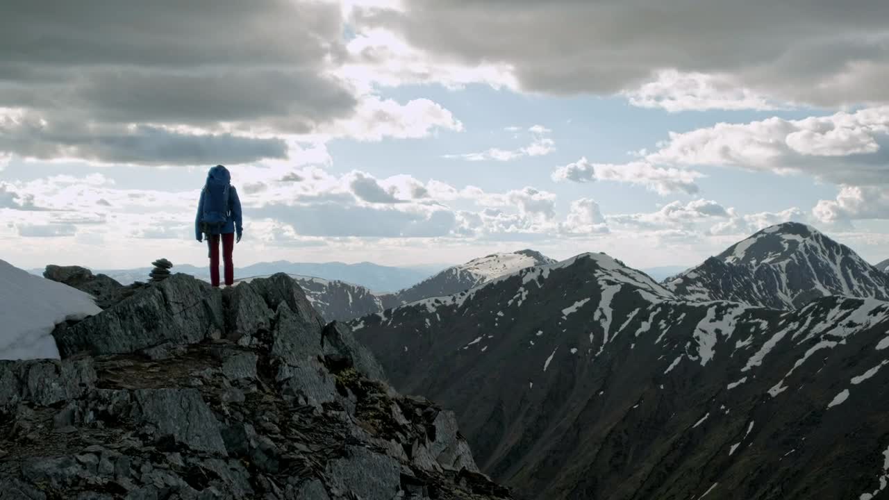 Download Stock Video Backpacker Raises Arms From Mountain Viewpoint Live Wallpaper For PC