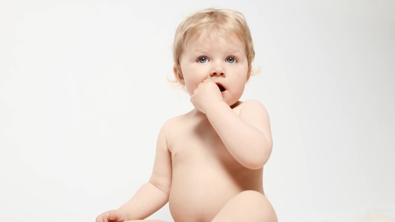 Download Stock Video Baby Chewing Their Fingers Live Wallpaper For PC