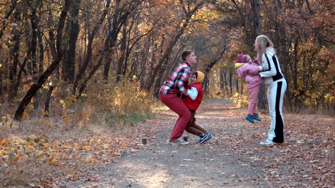 Download Stock Video A Happy Family Enjoying The Autumn Park Live Wallpaper For PC