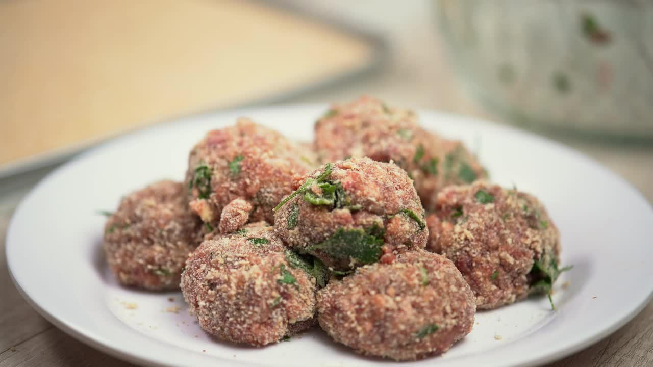 Download Stock Video Breaded Meat Balls Live Wallpaper For PC