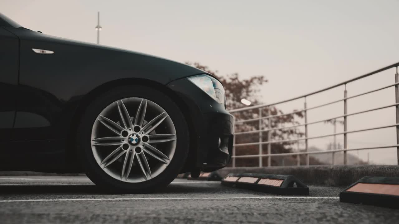 Download Stock Video Bmw In A Parking Lot Live Wallpaper For PC