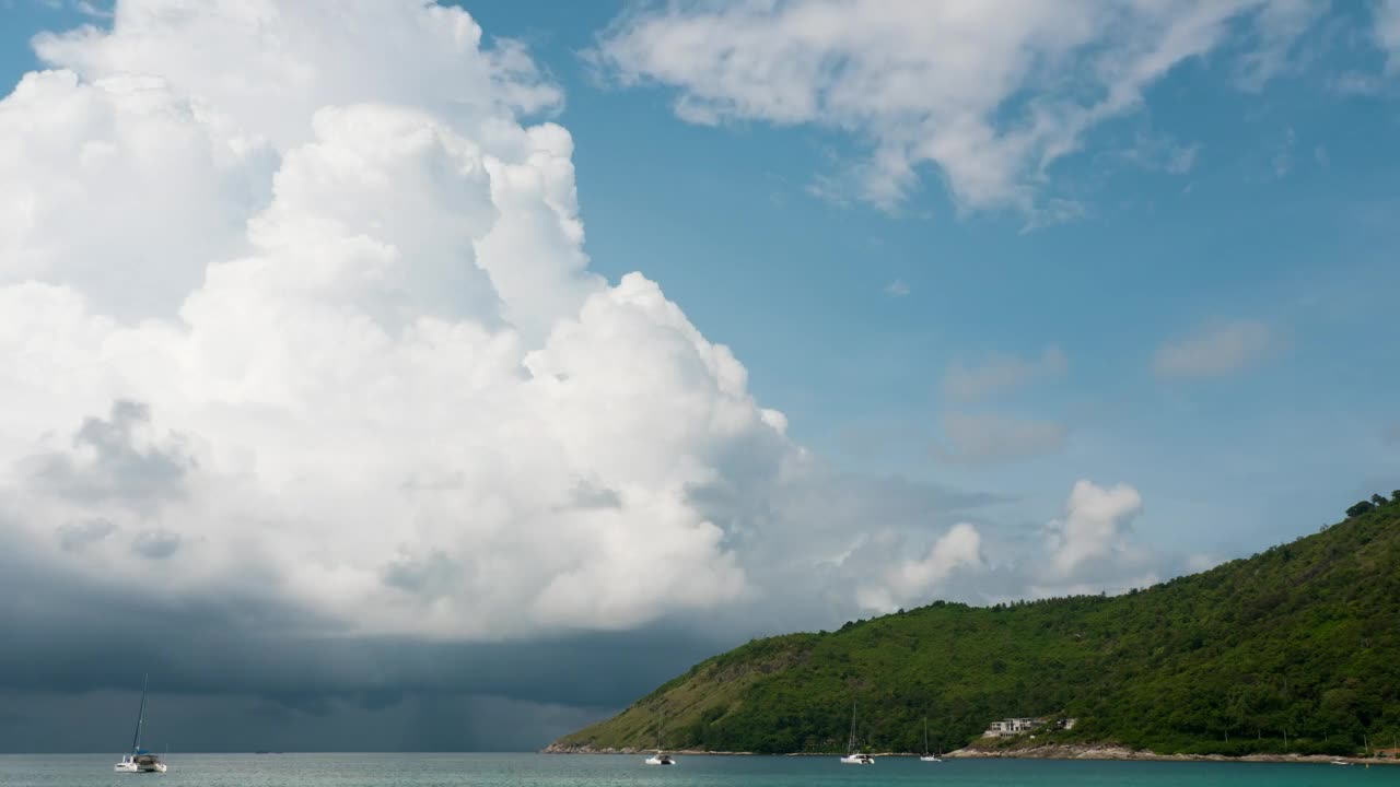 Download Video Stock Clouds Arriving At The Beach Live Wallpaper For PC