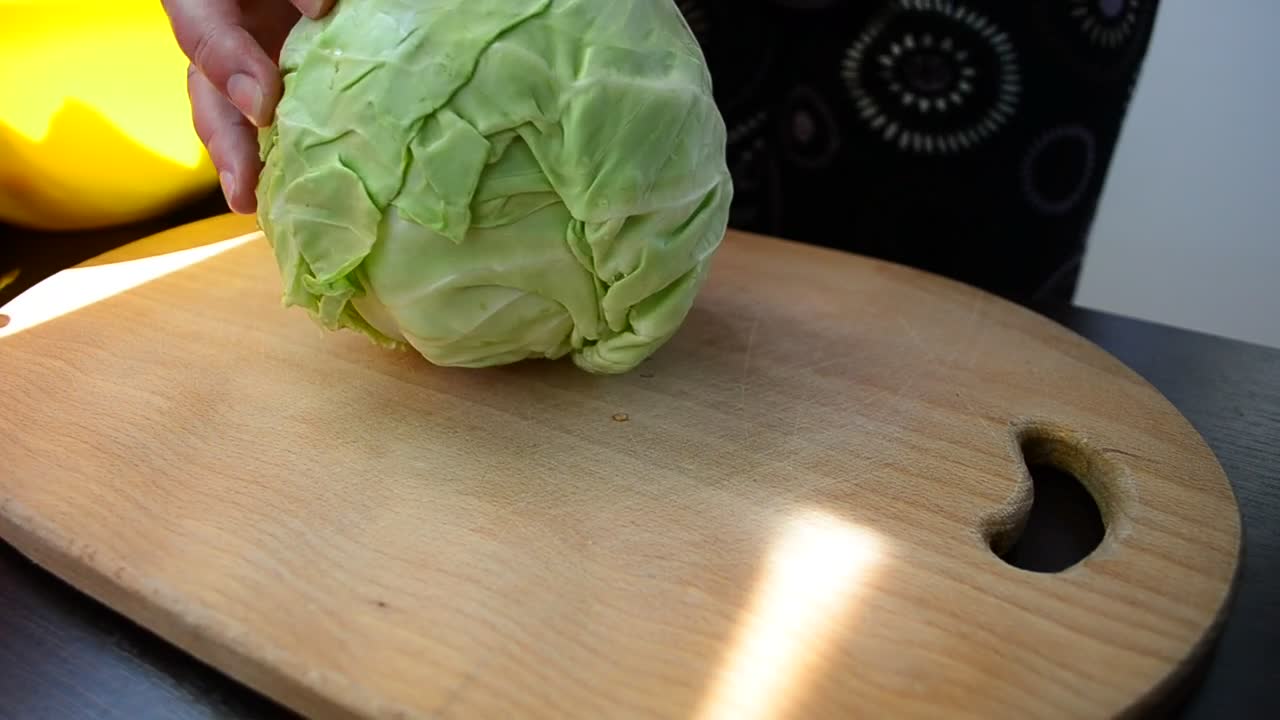 Download Video Stock Chef Slicing Cabbage Live Wallpaper For PC