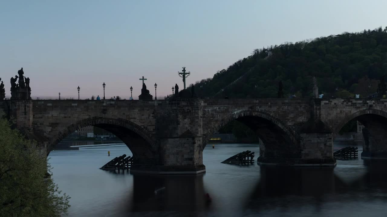 Download Video Stock Charles Bridge In Prague Live Wallpaper For PC