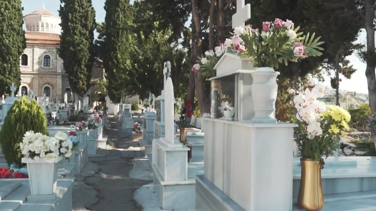 Download Video Stock Cemetery With Marble Tombs Live Wallpaper For PC