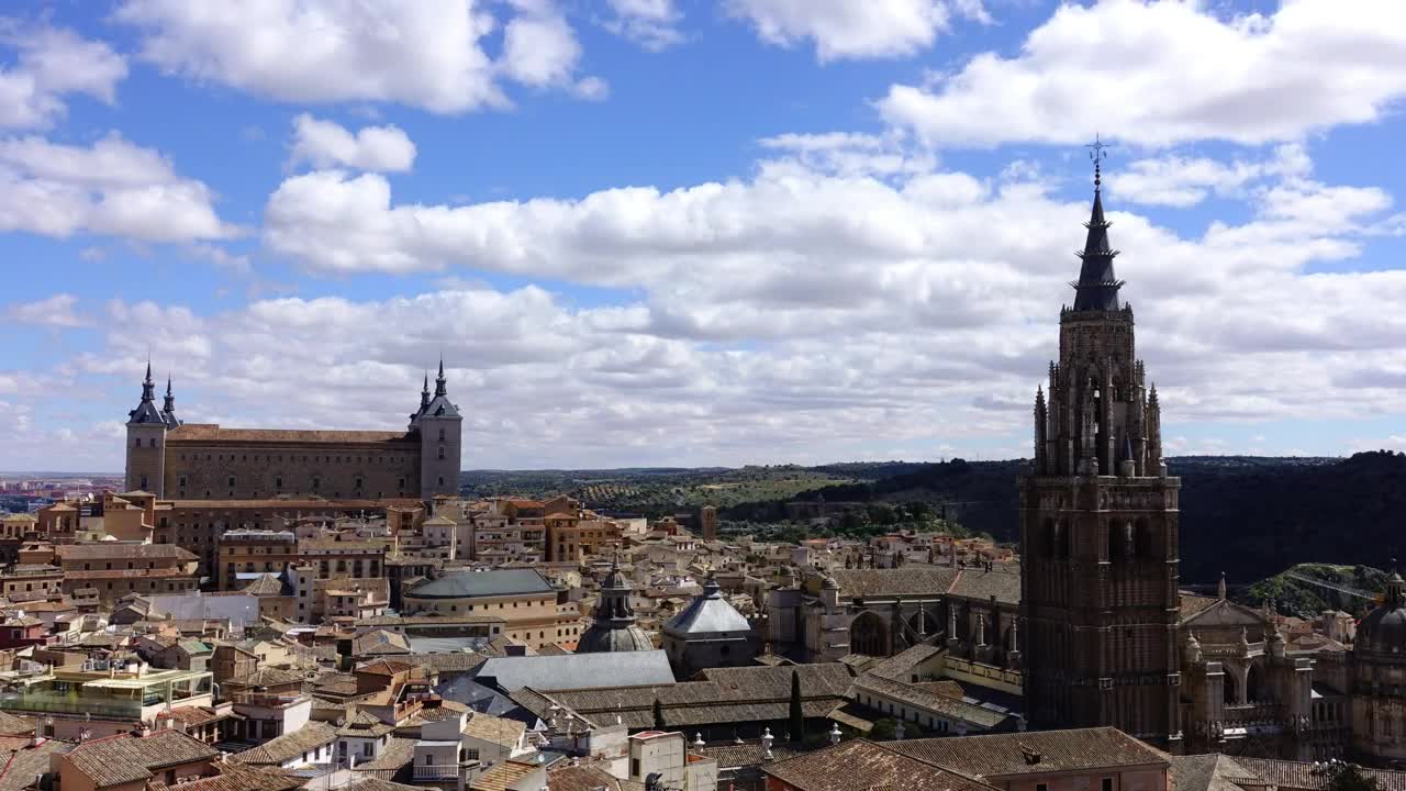 Download Video Stock Cathedral Saint Maria Seen From Afar Time Lapse Live Wallpaper For PC