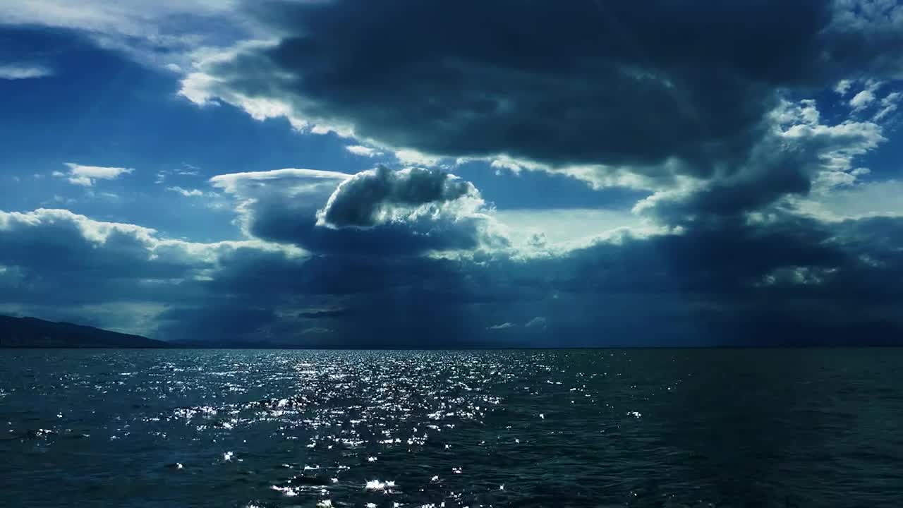 Download Video Stock Calm Sea On A Cloudy Day With A Cloudy Sky Live Wallpaper For PC