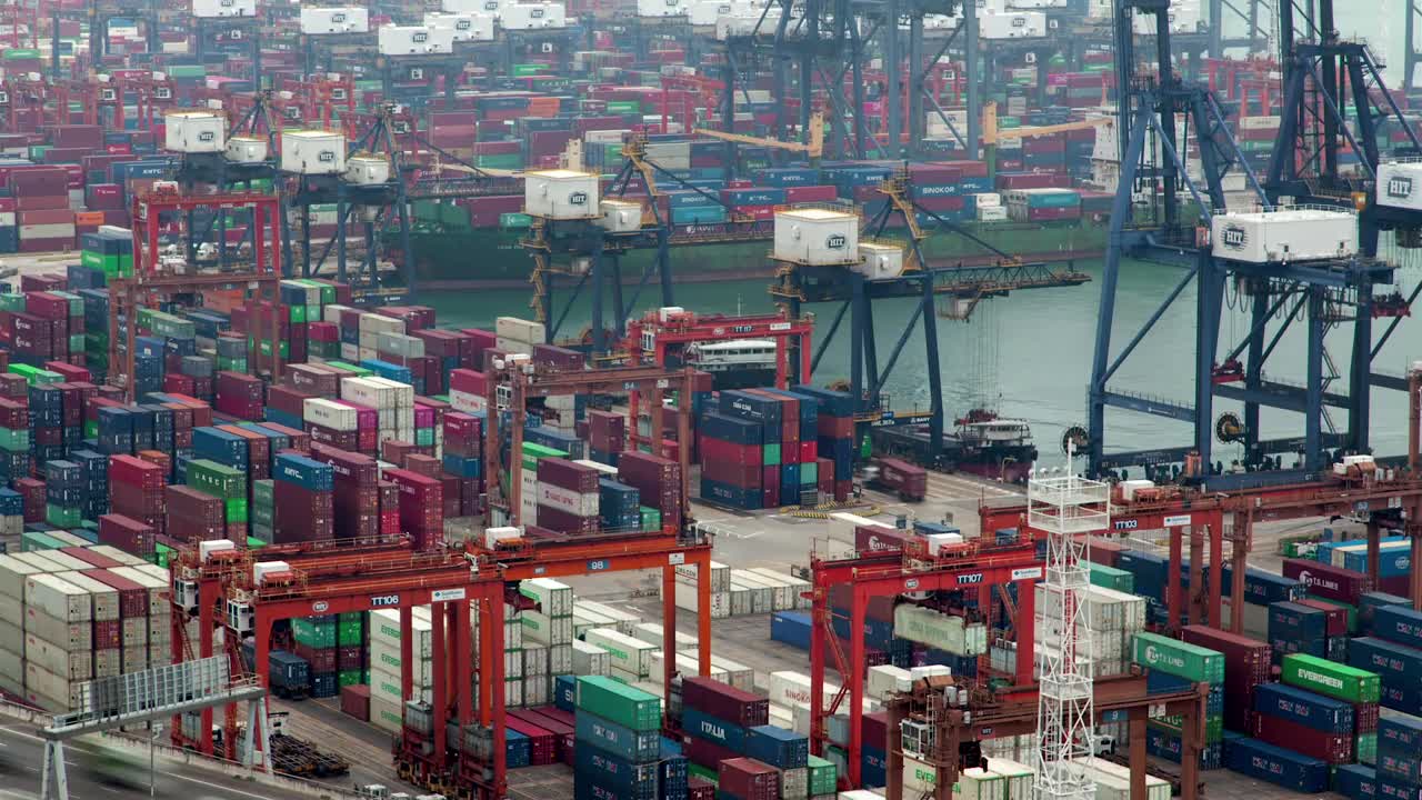 Download Video Stock Busy Hong King Containerport Time Lapse Live Wallpaper For PC