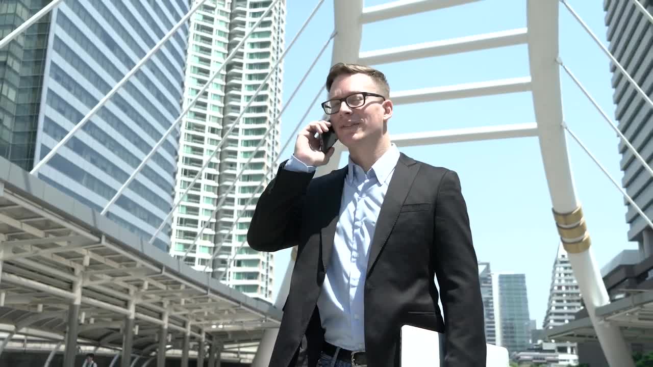 Download Video Stock Businessman On A Phone Call Live Wallpaper For PC