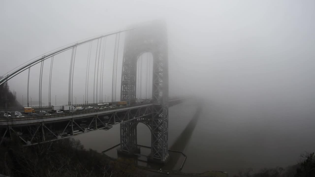 Download Stock Video Deep Fog On The Washington Bridge Live Wallpaper For PC