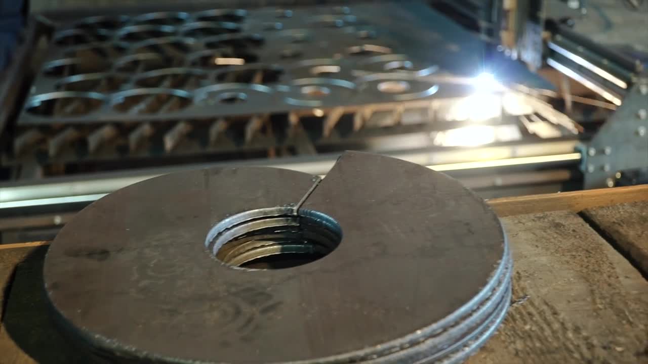 Download Stock Video Cutting Steel In A Factory Live Wallpaper For PC