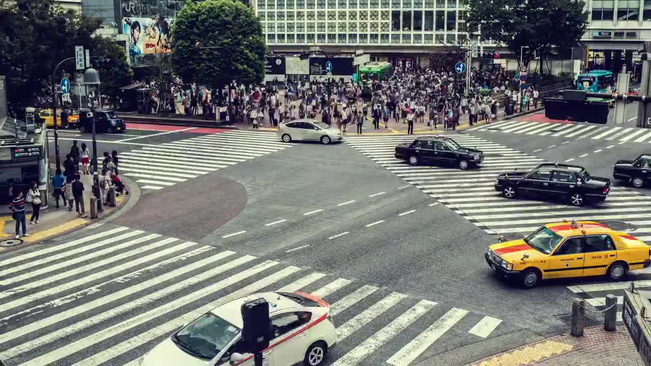 Download Stock Video Crowds Of People Cross A Street Junction Live Wallpaper For PC