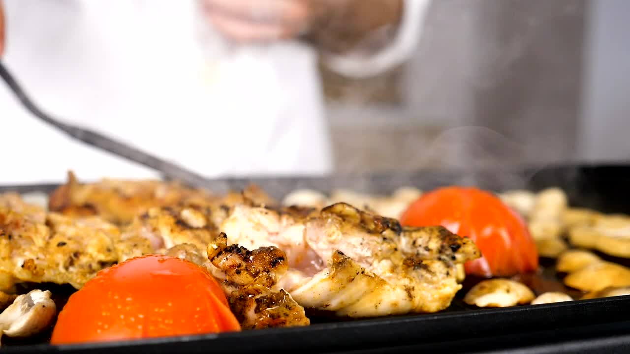 Download Stock Video Cooking Chicken On A Flat Grill Live Wallpaper For PC