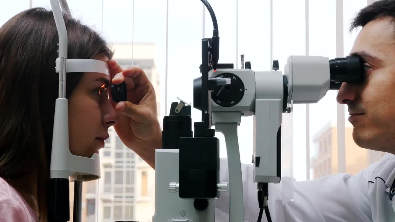 Download Stock Video Eye Exam With An Ophthalmologist And A Patient Live Wallpaper For PC