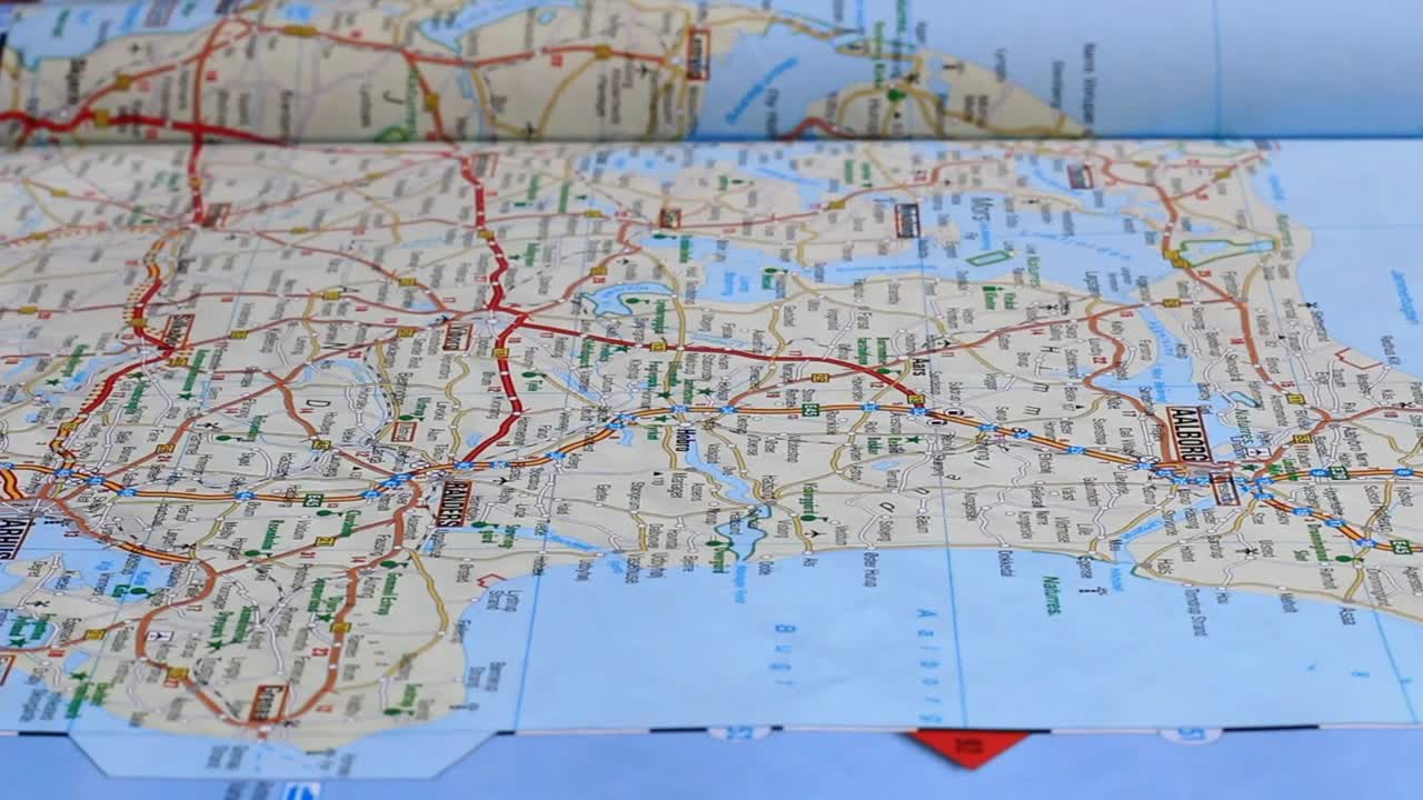 Download Stock Video Exploring Maps With Hand Live Wallpaper For PC