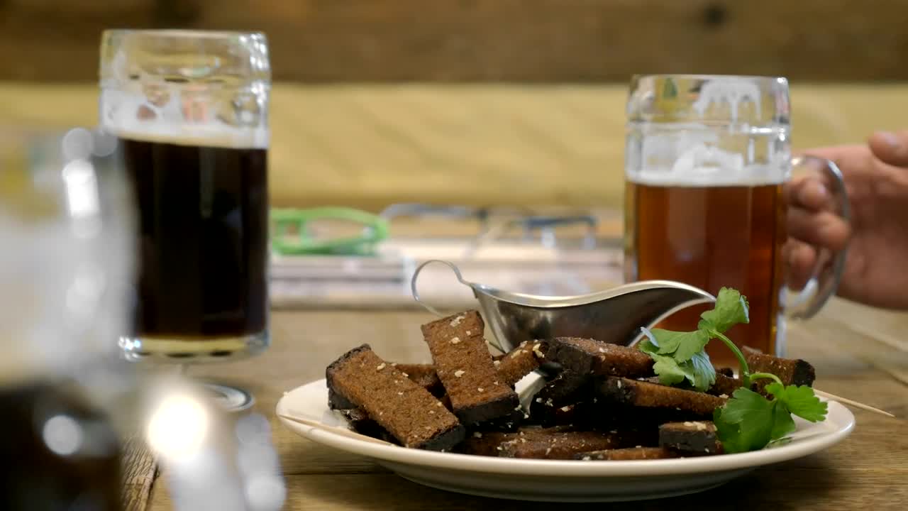 Download Stock Video Enjoying Beer With A Meal Live Wallpaper For PC