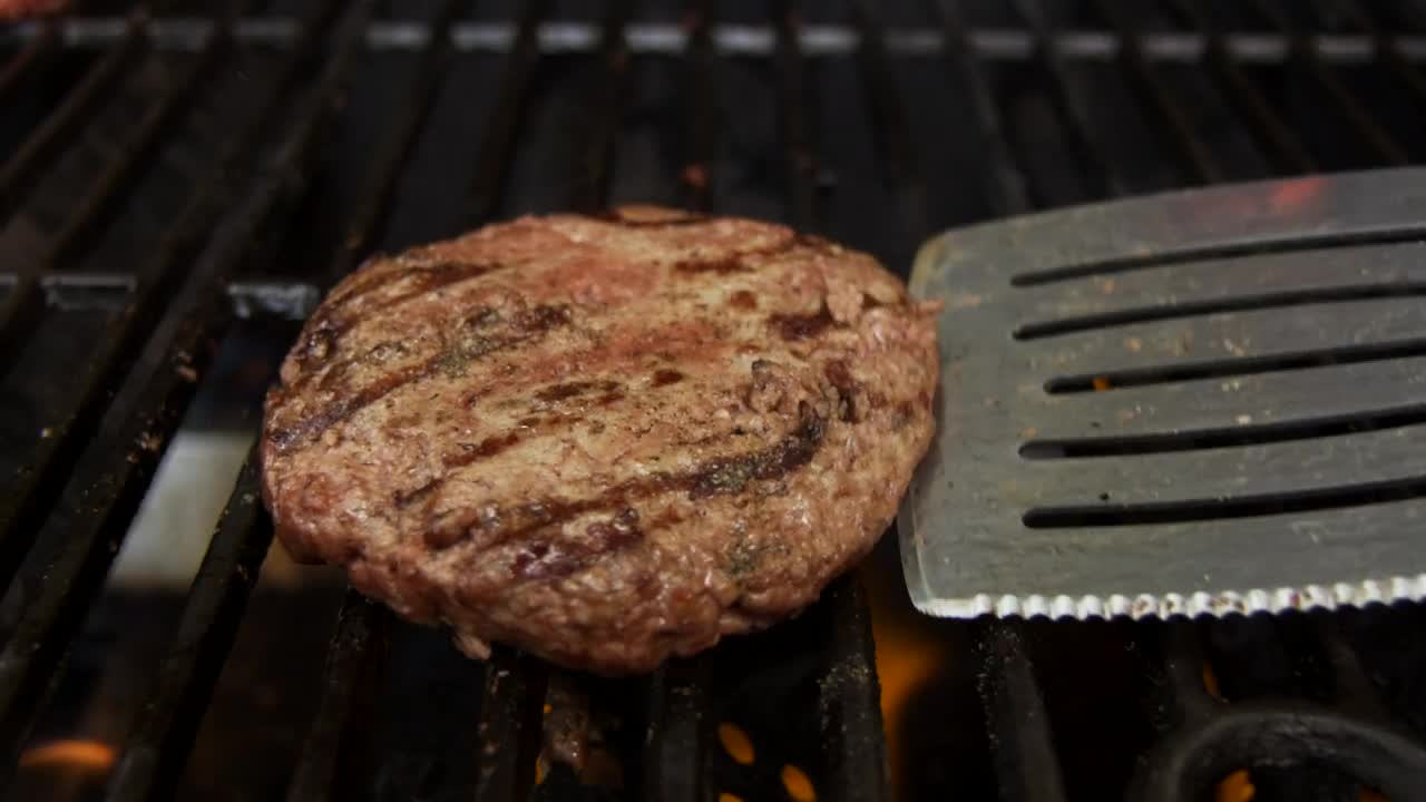 Download Stock Video Flipping A Burger On A Bbq Live Wallpaper For PC