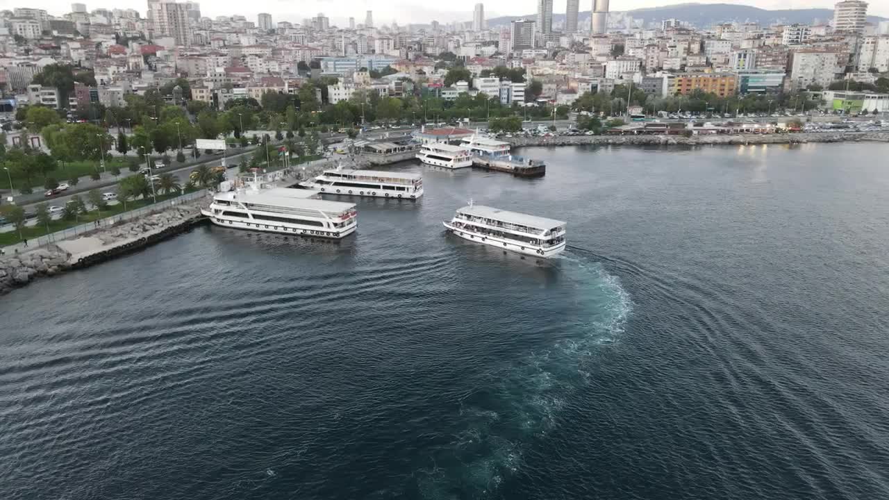 Download Stock Video Ferryboats Anchored In A Pier Live Wallpaper For PC