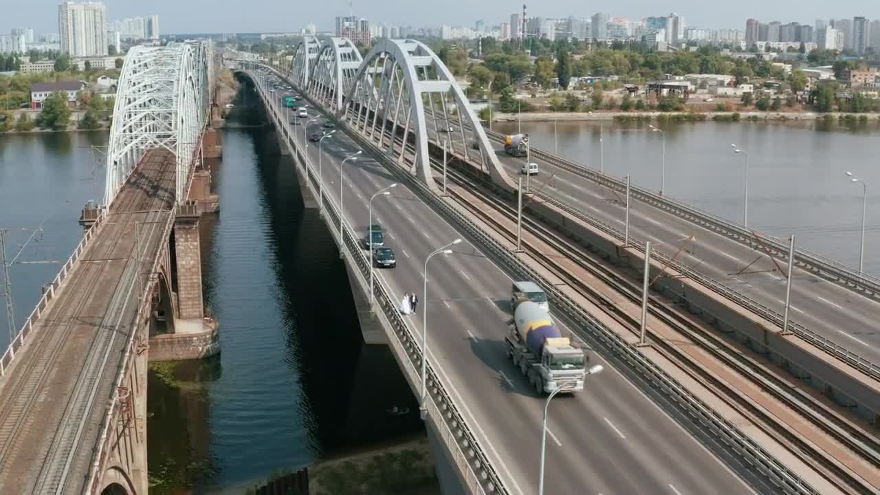 Download Stock Video Groom And Bride Walking On A Bridge Live Wallpaper For PC