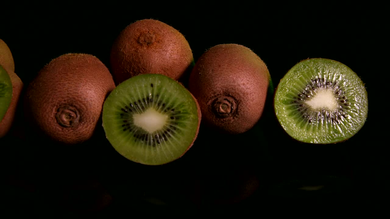 Download Stock Video Kiwi Fruit Slices Animated Wallpaper