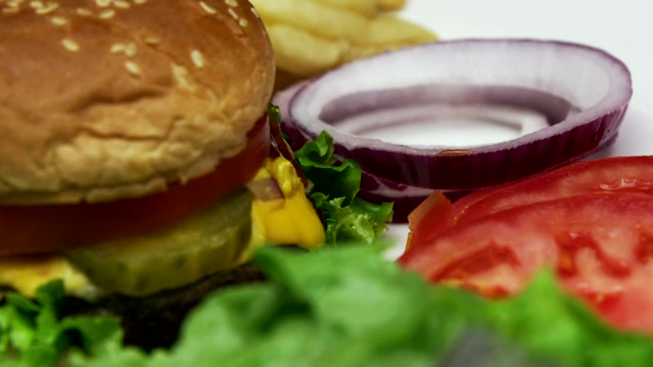 Download Stock Video Ketchup On A Burger Animated Wallpaper