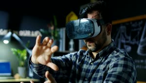 Download Stock Video Man Exploring Virtual Reality Animated Wallpaper