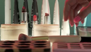 Download Stock Video Makeup And Powder Brush Animated Wallpaper