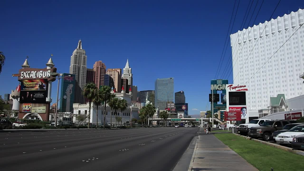 Download Stock Video Las Vegas From The Sidewalk Animated Wallpaper