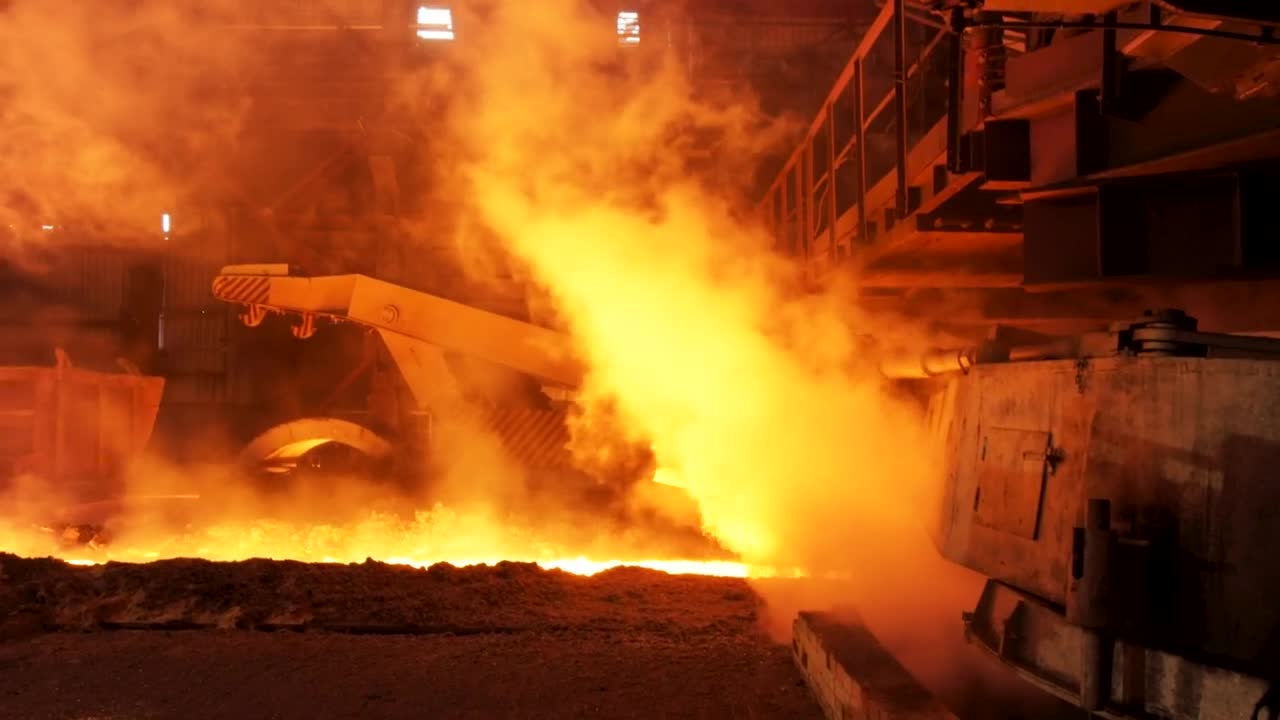 Download Stock Video Molten Metal In A Foundr Animated Wallpaper