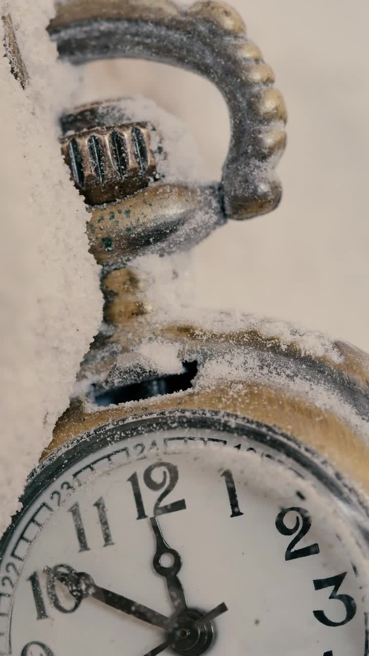 Download Stock Video Old Pocket Watch Thrown In The Snow Live Wallpaper