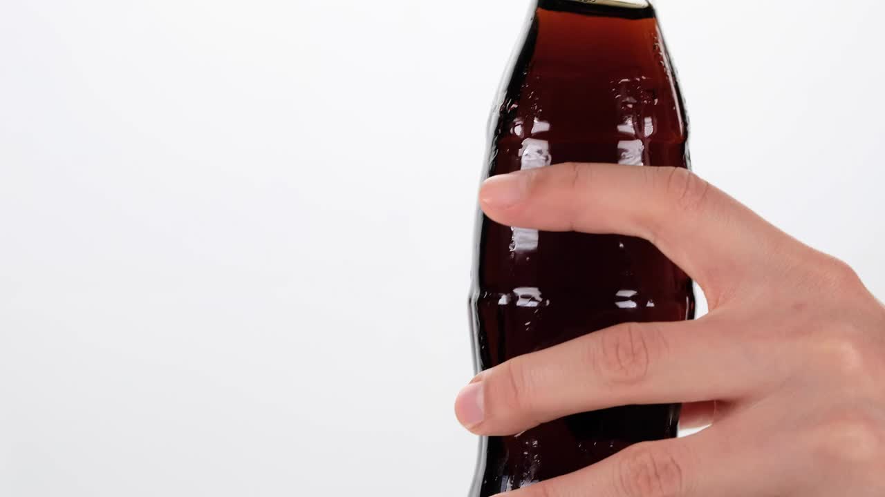 Download Stock Video Opening A Bottle Of Cola Live Wallpaper