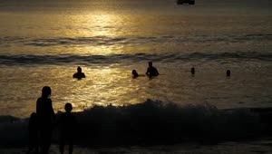 Download Stock Video People Silhouettes At The Beach Live Wallpaper
