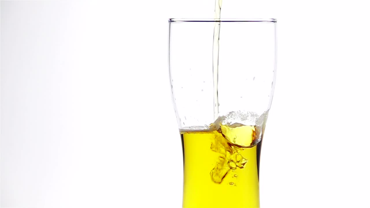 Download Video Stock Pouring Beer On A Glass Live Wallpaper Free