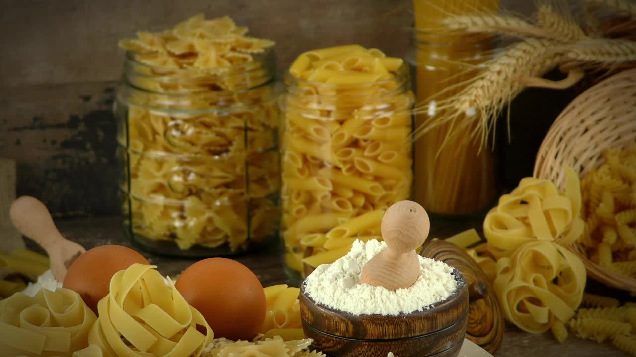 Download Video Stock Presentation Of Pasta And Ingredients Live Wallpaper Free