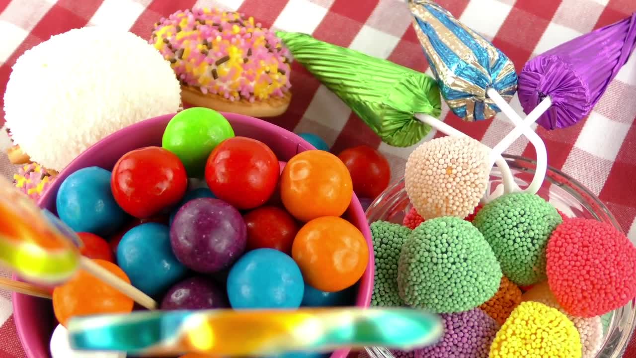 Download Video Stock Presentation Of Sweets And Chewing Gums Live Wallpaper Free