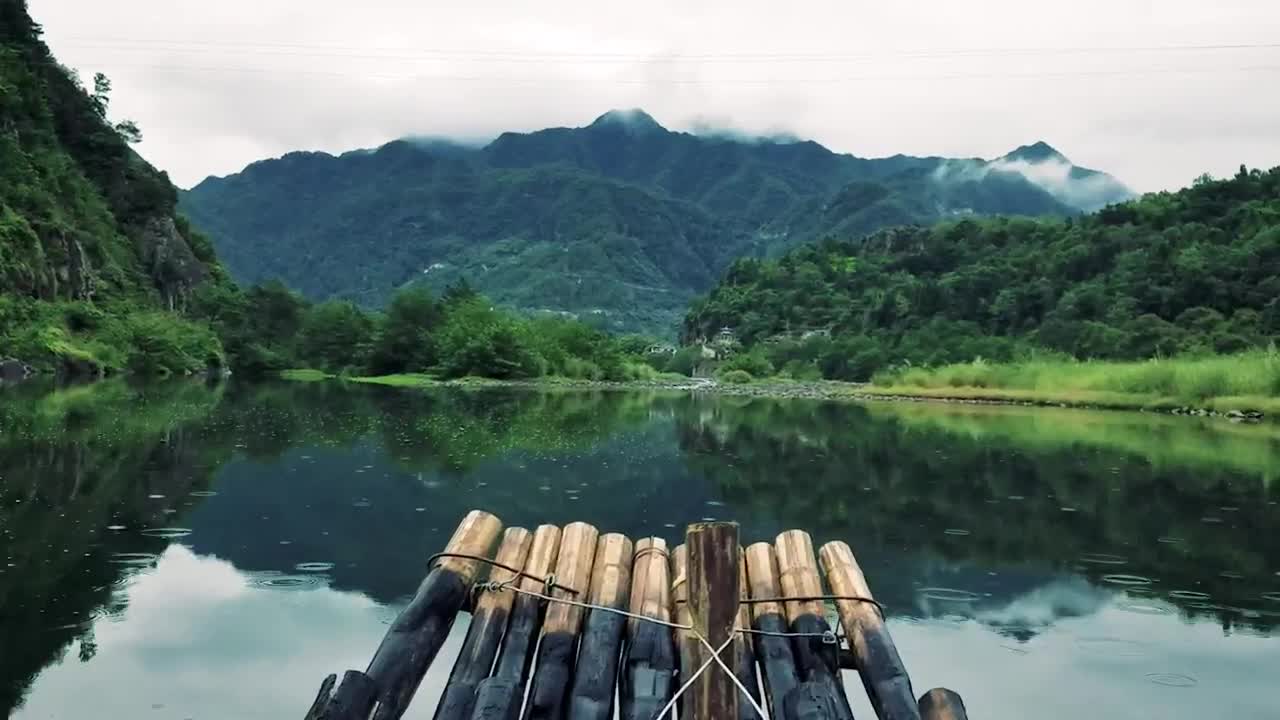 Download Video Stock Raft Going Slowly Down A River Live Wallpaper Free