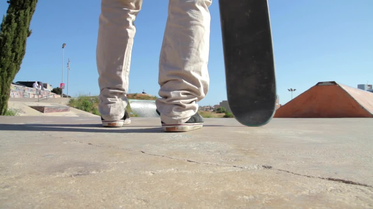 Download Free Stock Video Skateboarder Doing A Kickflip Live Wallpaper