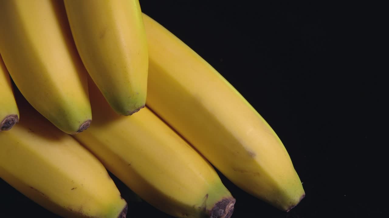 Download Free Stock Video Ripened Bananas Live Wallpaper