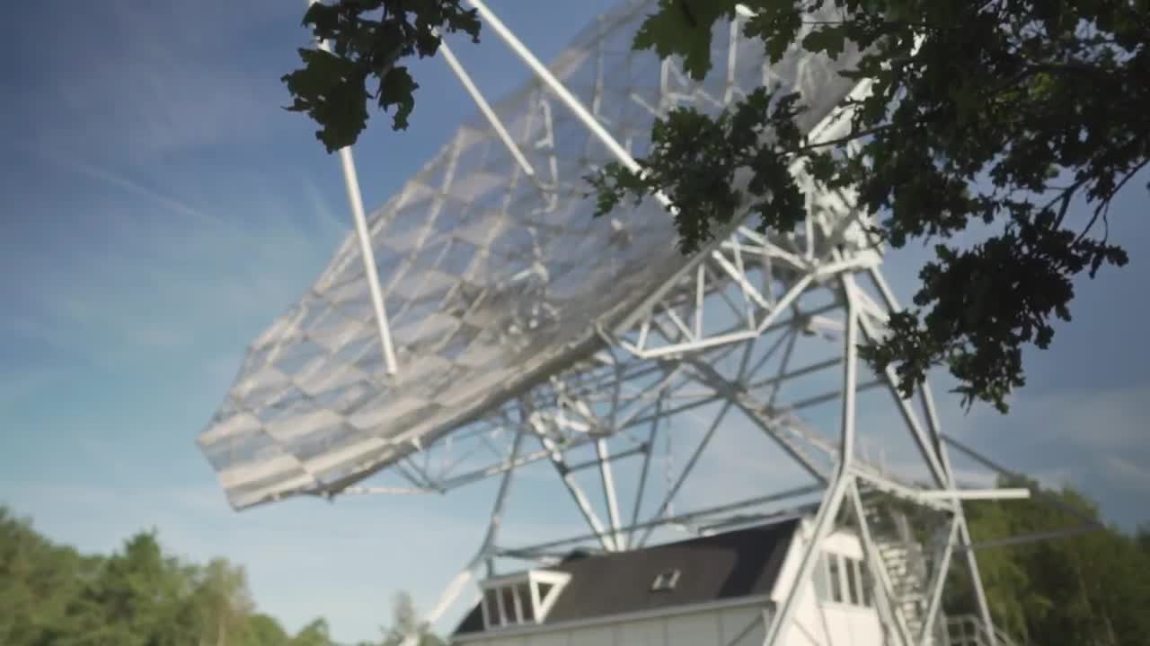 Download Free Stock Video Rotating Radio Telescope In The Wood Live Wallpaper