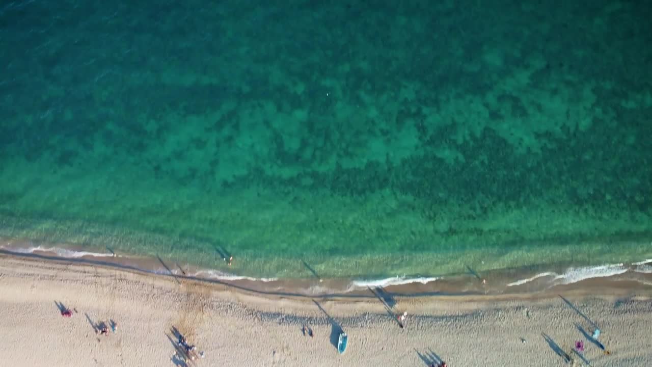 Download Free Stock Video Sea Texture Of A Beach From Above Live Wallpaper