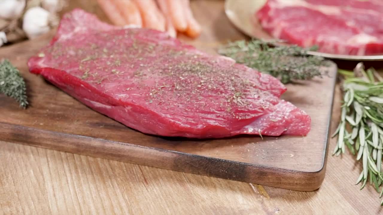 Download Free Stock Video Seasoned Steaks Live Wallpaper