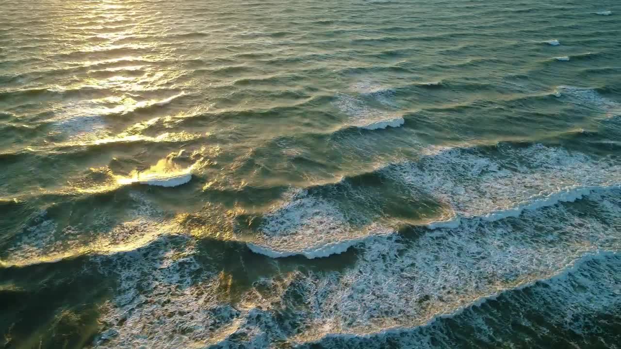 Download Free Video Stock Small Waves Reaching The Beach Live Wallpaper