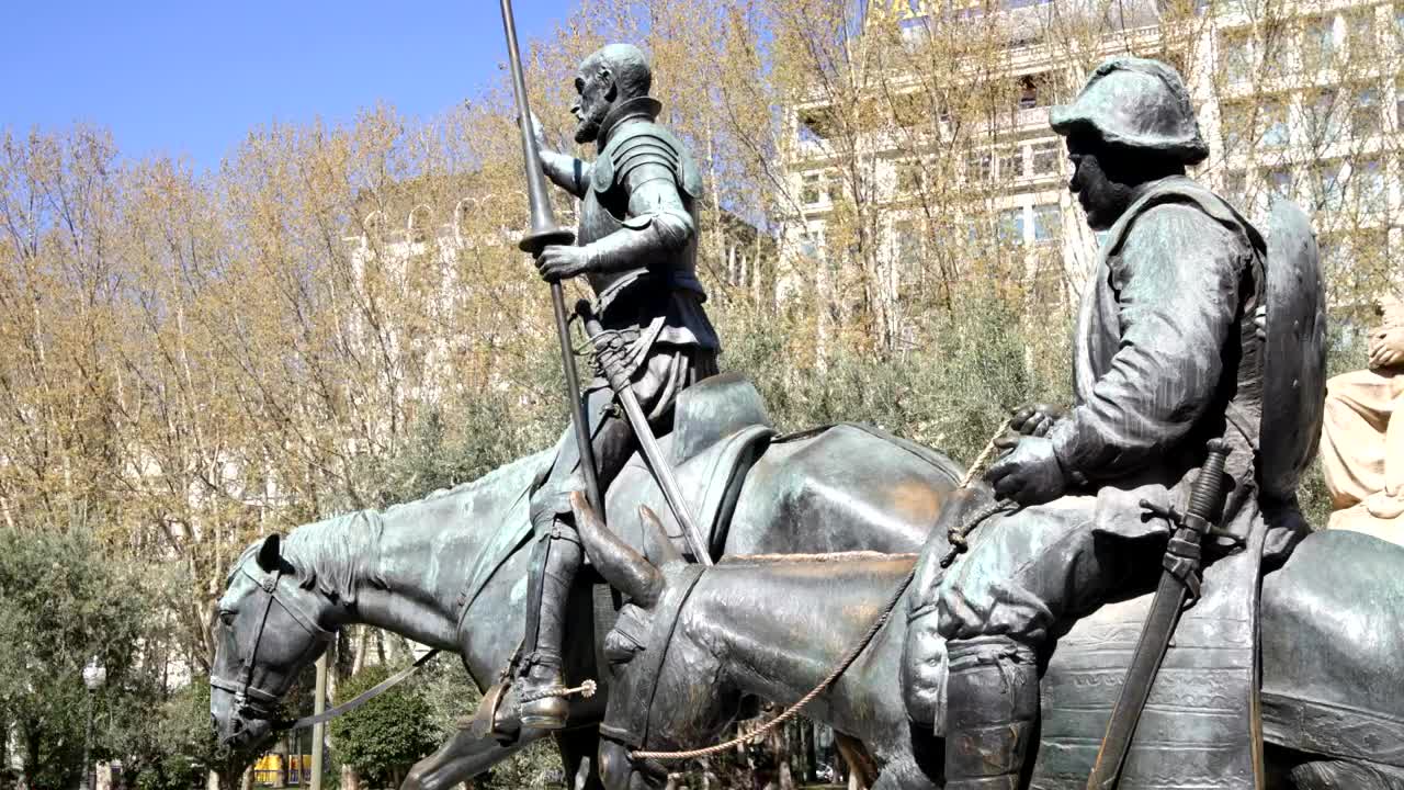 Download Free Video Stock Statues Of Don Quixote And Sancho Panza Live Wallpaper