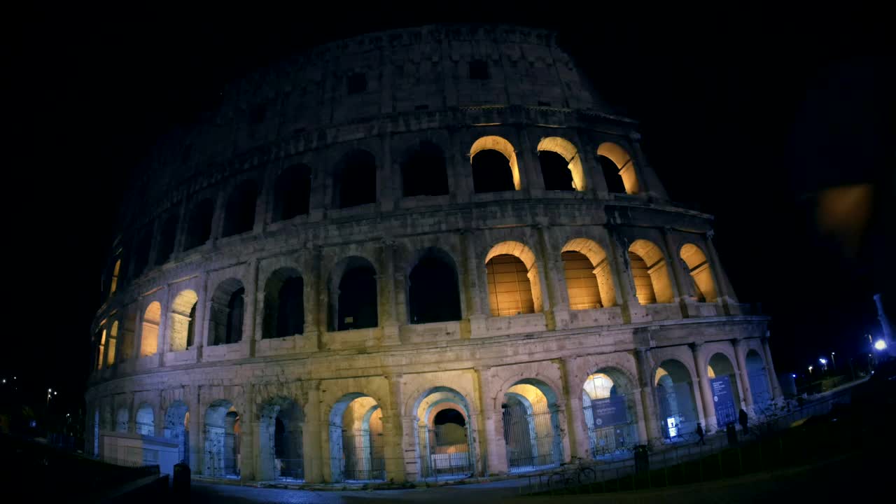 Download Free Video Stock taking a photo at the coliseum Live Wallpaper